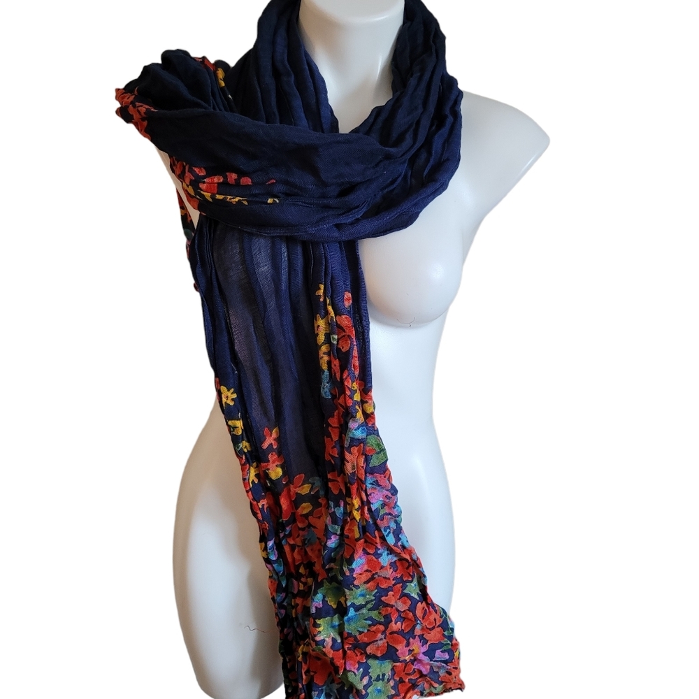 Old Navy Scarf Lightweight Crinkle  Type Blue Floral 70x21
